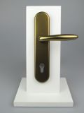 Dveřní kování Verona, klika-klika, 8/92 mm, 66-71 mm, bronz